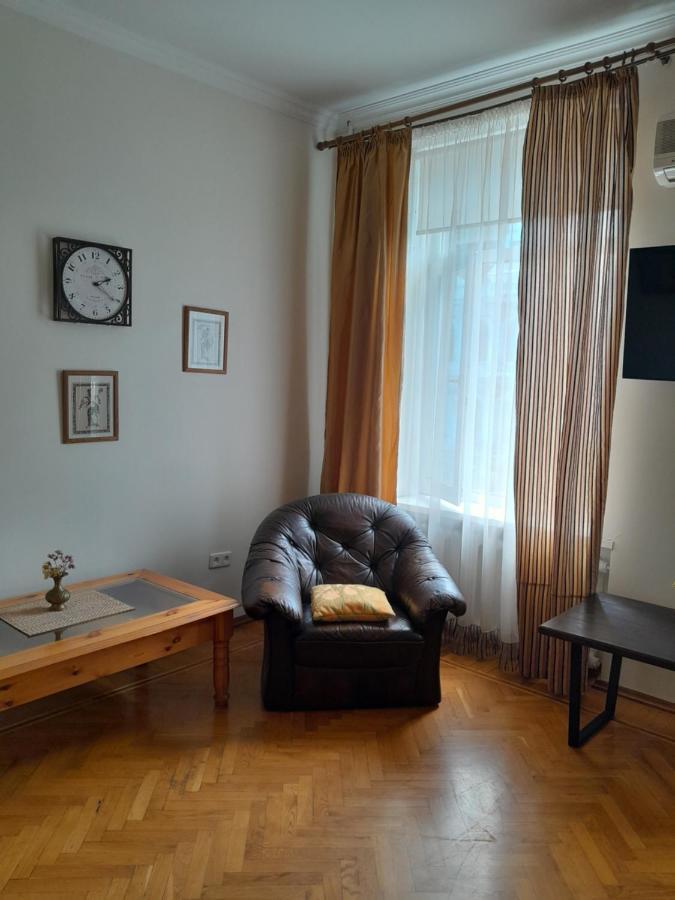 Apartment On Hretska 26/28 Odesa Exterior photo